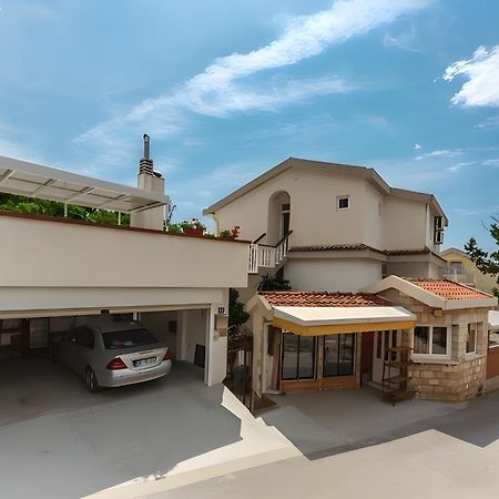 בודווה Apartments Harmonija מראה חיצוני תמונה