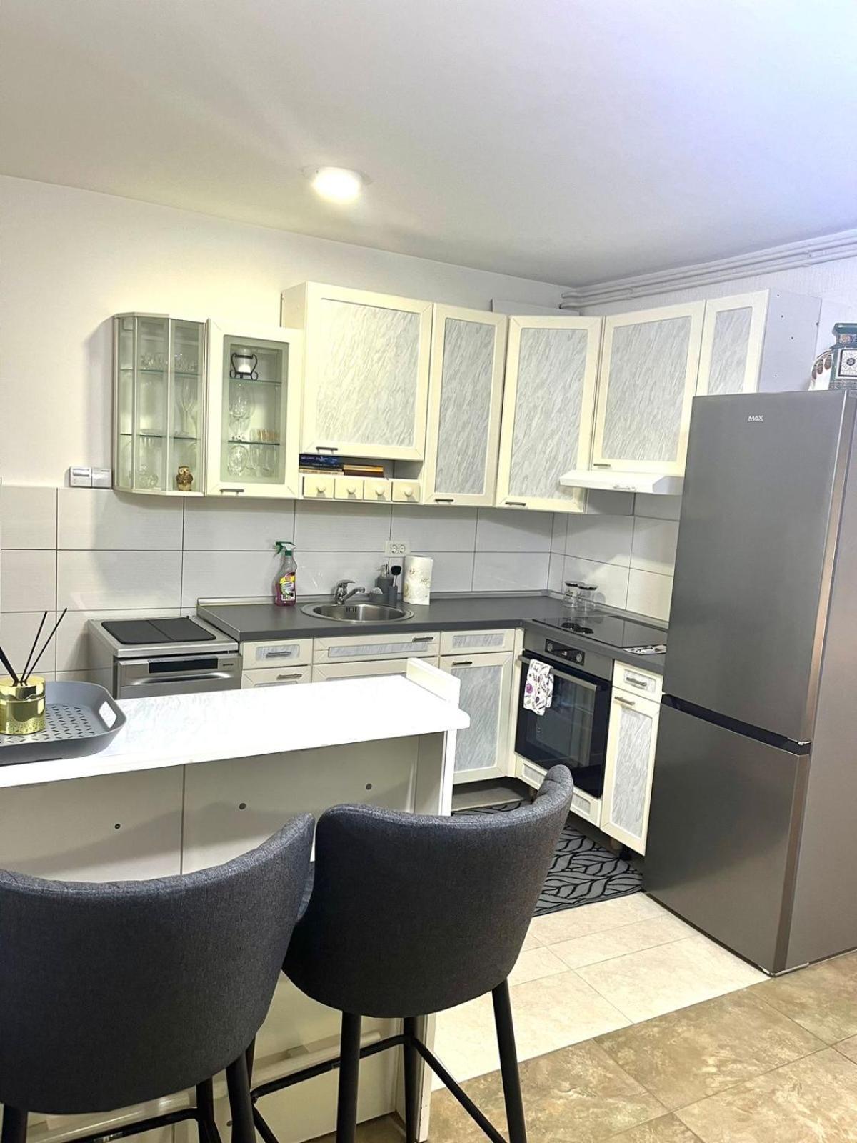 בודווה Apartments Harmonija מראה חיצוני תמונה