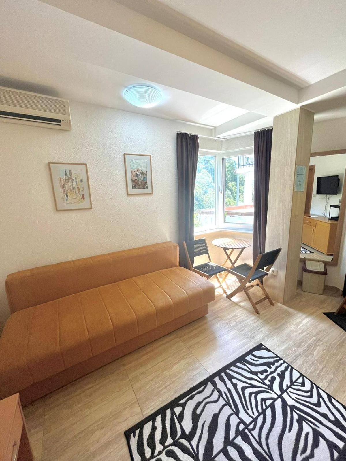 בודווה Apartments Harmonija מראה חיצוני תמונה