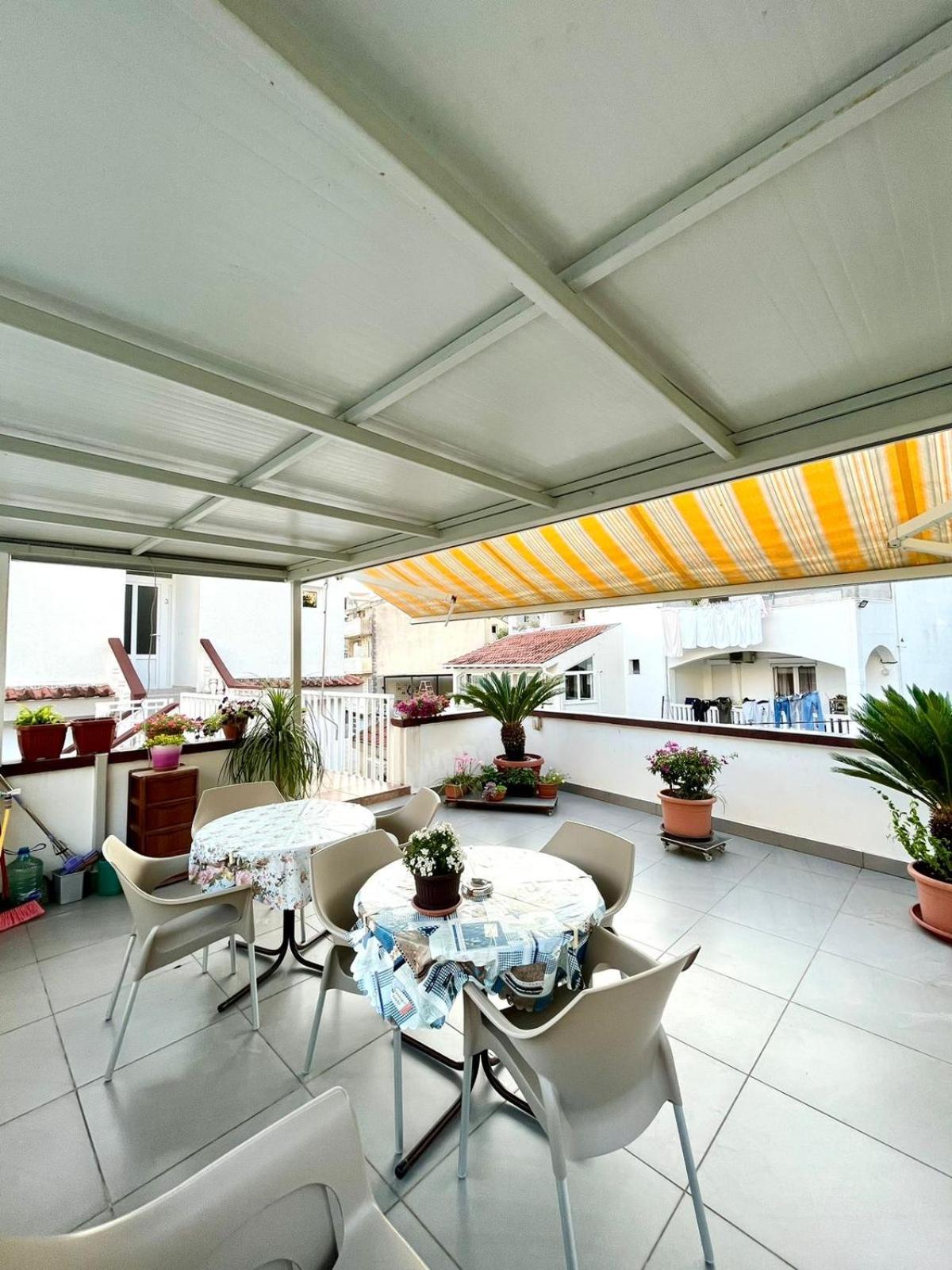 בודווה Apartments Harmonija מראה חיצוני תמונה